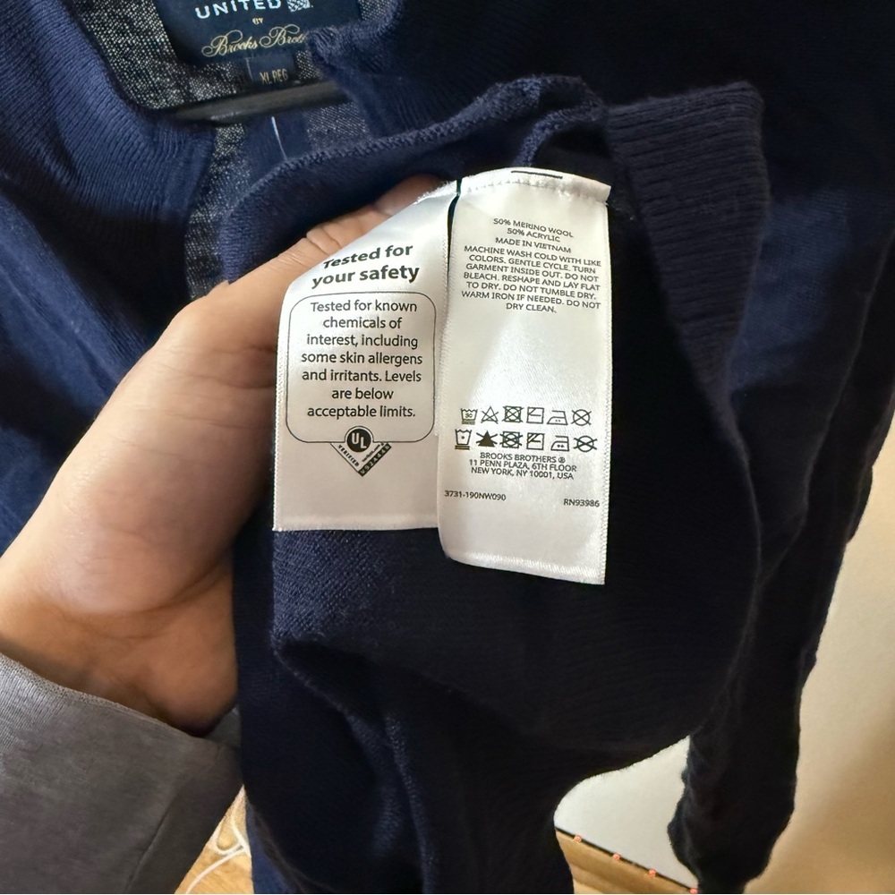 United x Brooks Brothers Deep Blue Lightweight Jacket - Picture 6 of 7
